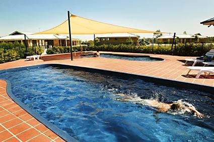 Potters Apartments - Tourism Cairns 0