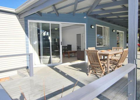 Huskisson Holiday Motel Cabins - Tourism Cairns 32