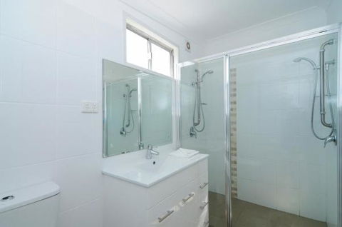 Huskisson Holiday Motel Cabins - Tourism Cairns 31