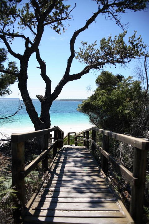 Huskisson Holiday Motel Cabins - Tourism Cairns 34