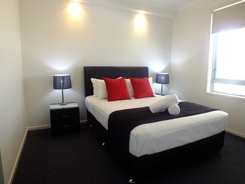 Pacific Marina Apartments - Tourism Cairns 36