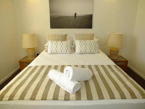 Pacific Marina Apartments - Tourism Cairns 14