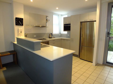 Pacific Marina Apartments - Tourism Cairns 15