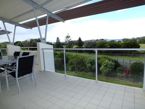 Pacific Marina Apartments - Tourism Cairns 17