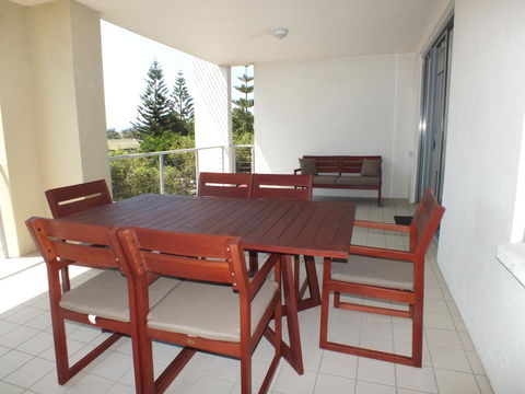 Pacific Marina Apartments - Tourism Cairns 26
