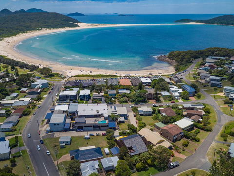 Blue View @ Fingal Bay - Tourism Cairns 22