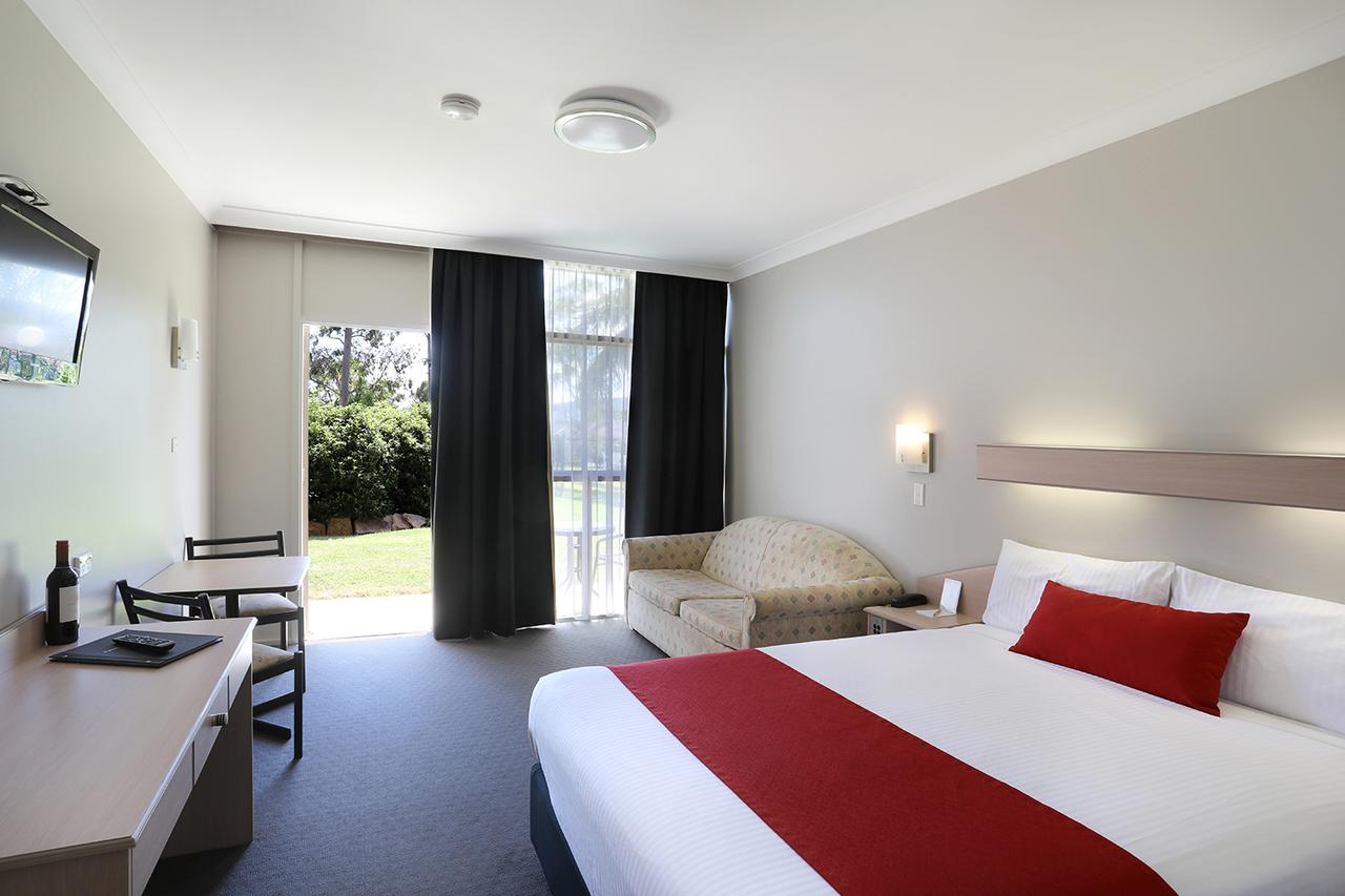 South Tamworth NSW Tourism Cairns