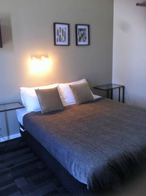 Altair Motel - Tourism Cairns 0