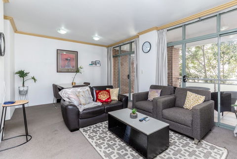 DD Apartments On Darling Harbour - Tourism Cairns 23