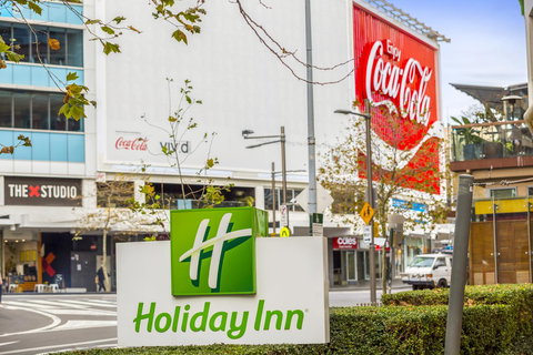 Holiday Inn Sydney Potts Point - Tourism Cairns 9