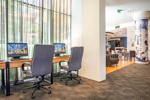 Holiday Inn Sydney Potts Point - Tourism Cairns 11