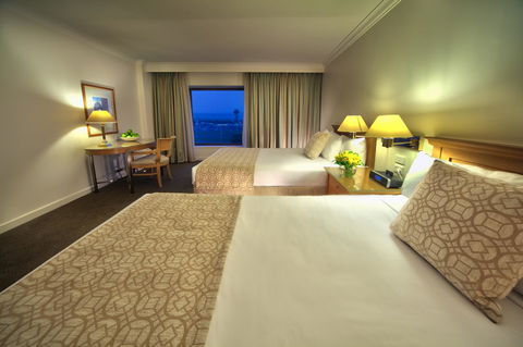 Stamford Plaza Sydney Airport Hotel & Conference Centre - Tourism Cairns 14