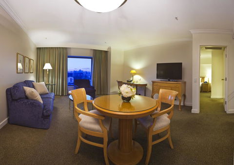 Stamford Plaza Sydney Airport Hotel & Conference Centre - Tourism Cairns 16