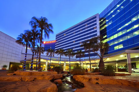 Stamford Plaza Sydney Airport Hotel & Conference Centre - Tourism Cairns 0