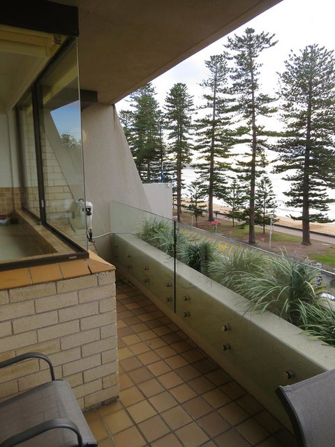 Manly Paradise Motel & Apartments - Tourism Cairns 40