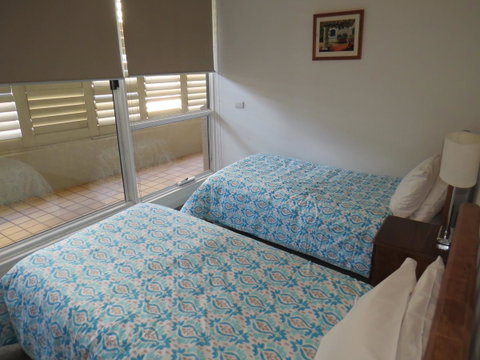 Manly Paradise Motel & Apartments - Tourism Cairns 32