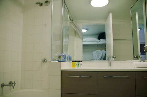 Paxsafe Sydney Hyde Park Central Apartments - Tourism Cairns 30