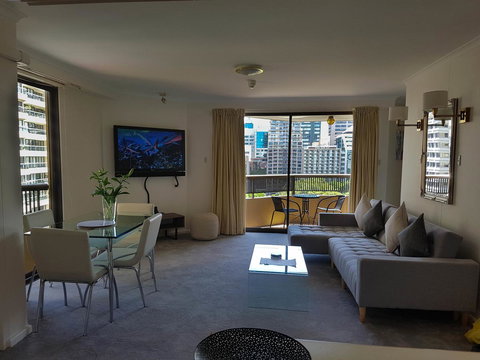 Paxsafe Sydney Hyde Park Central Apartments - Tourism Cairns 1