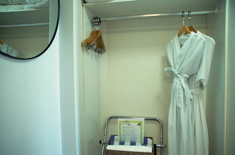 Paxsafe Sydney Hyde Park Central Apartments - Tourism Cairns 29