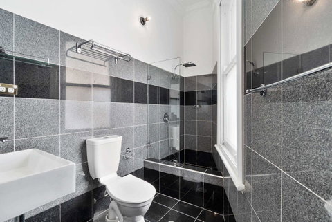 Hotel Harry, Ascend Hotel Collection - Tourism Cairns 23