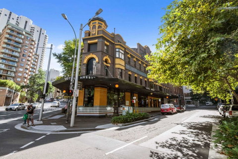 Hotel Harry, Ascend Hotel Collection - Tourism Cairns 0