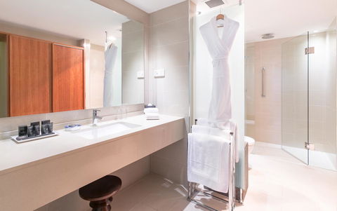 The Grace Hotel - Tourism Cairns 9