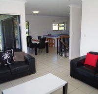 Breakaway 11 Scott Street - Tourism Cairns