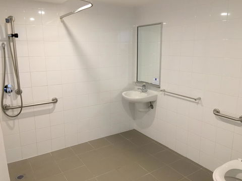 Ibis Budget - Gosford - Tourism Cairns 23