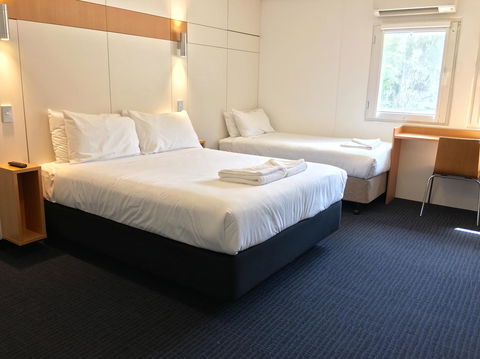 Ibis Budget - Gosford - Tourism Cairns 14