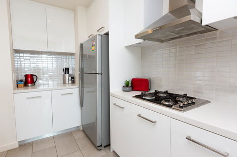 Brand New Executive Apartment - Tourism Cairns 6