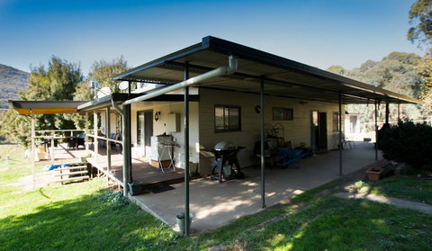 Pound Creek Gallery - Tourism Cairns 4