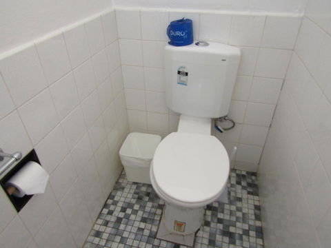 Allonville Gardens Motel - Tourism Cairns 19