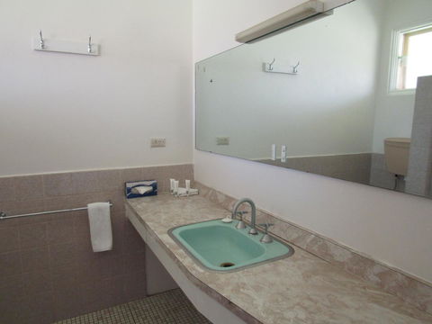 Allonville Gardens Motel - Tourism Cairns 24