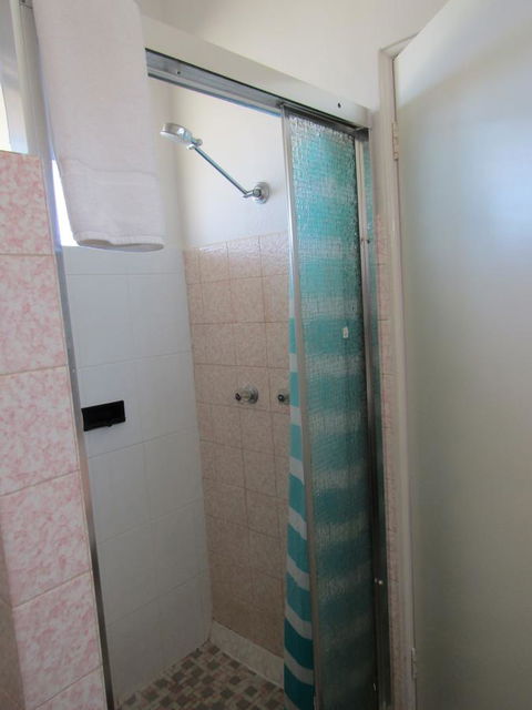 Allonville Gardens Motel - Tourism Cairns 27