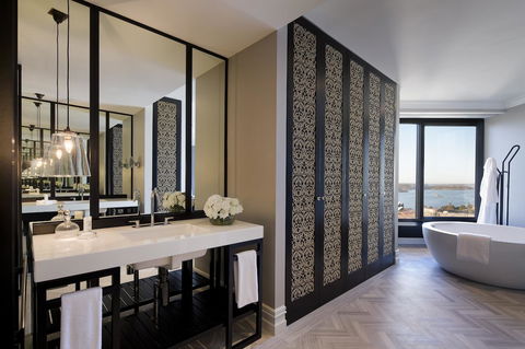 Four Seasons Hotel Sydney - Tourism Cairns 33