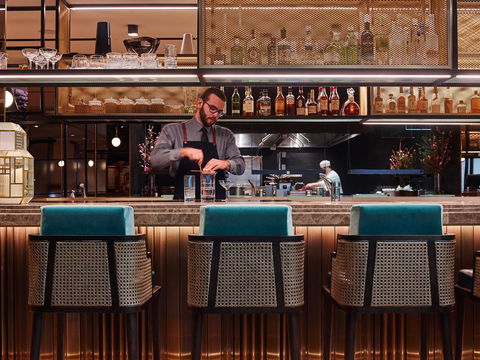 Four Seasons Hotel Sydney - Tourism Cairns 41
