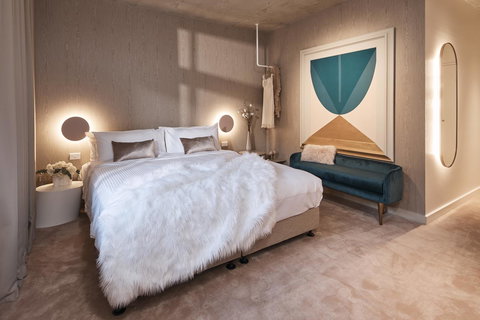 The Collectionist Newtown - Tourism Cairns 26