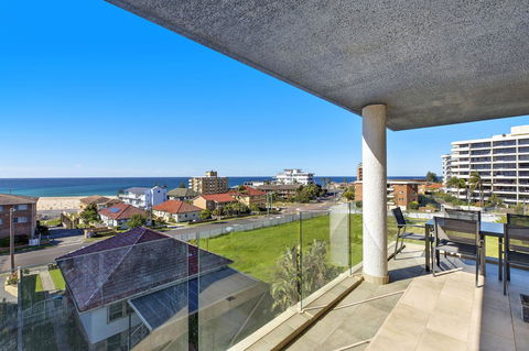 Sandy Cove Apartments - Tourism Cairns 2