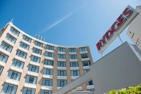 Rydges Camperdown - Tourism Cairns 1