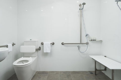 Rydges Camperdown - Tourism Cairns 13