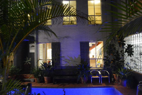 Newtown Backpackers - Tourism Cairns 21