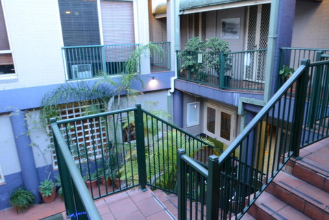 Newtown Backpackers - Tourism Cairns 8