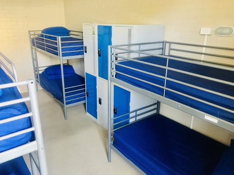 Newtown Backpackers - Tourism Cairns 10