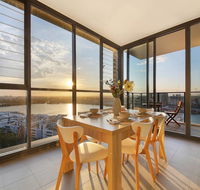 Stunning Sunset Water View 2BEDs on High Rises - Tourism Cairns