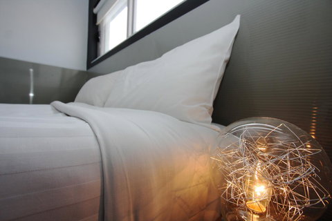 Honeysuckle Executive Apartments - Tourism Cairns 23