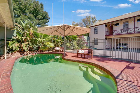 Prince Of Wales Hotel - Tourism Cairns 36