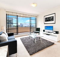 Wyndel Apartments - Apex North Sydney - Tourism Cairns