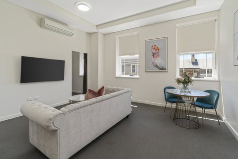 Terminus Apartment Hotel, Ascend Hotel Collection - Tourism Cairns 4