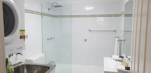 Liv Arena Apartments Darling Harbour - Tourism Cairns 4