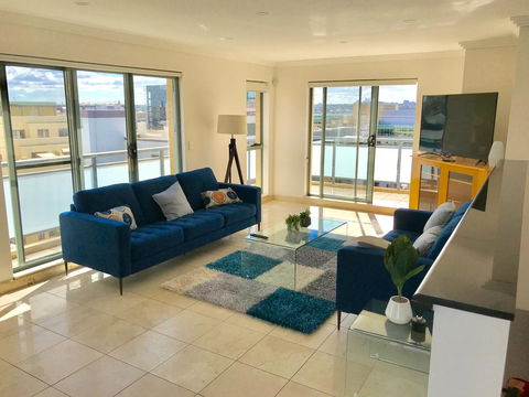 Liv Arena Apartments Darling Harbour - Tourism Cairns 17